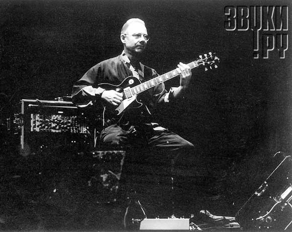 Robert Fripp. Фото 1.