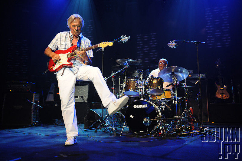 Montreux Jazz Festival 2010. John McLaughlin & Billy Cobham