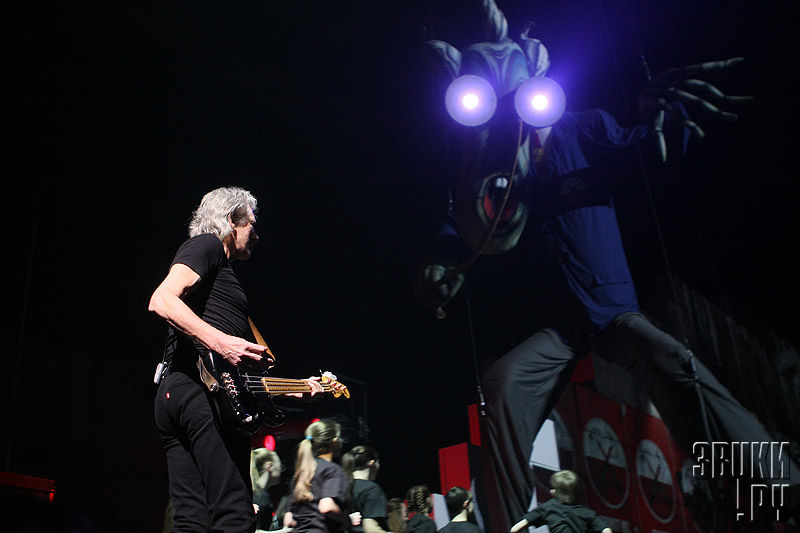 Roger Waters with WALL tour