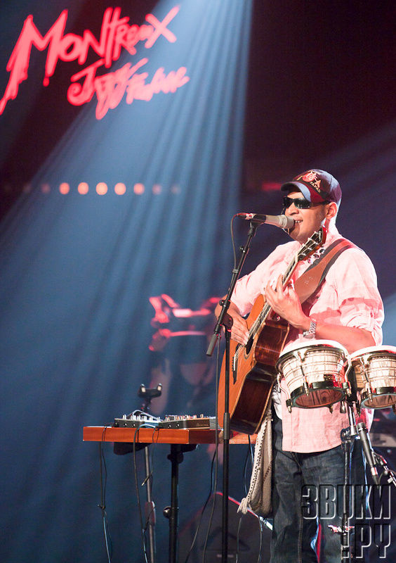 Richard Bona and Raul Midon. Montreux Jazz Festival 2011