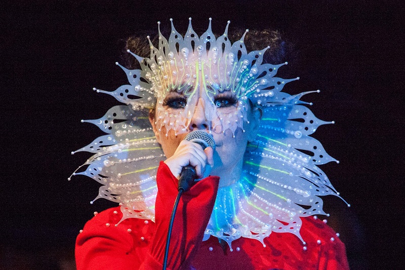 BJORK